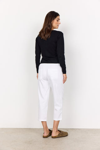 AKILA 23 Buks - White